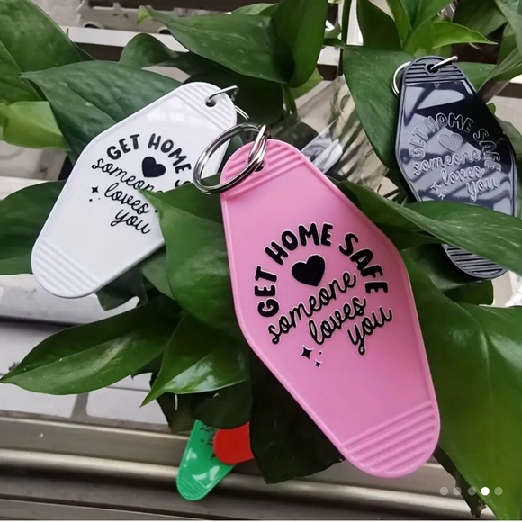 Keychain - Picture 2 of 3